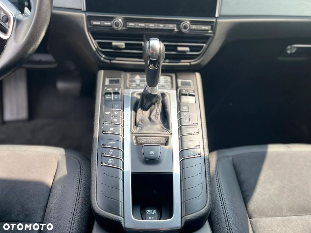 Porsche Macan PDK - 40