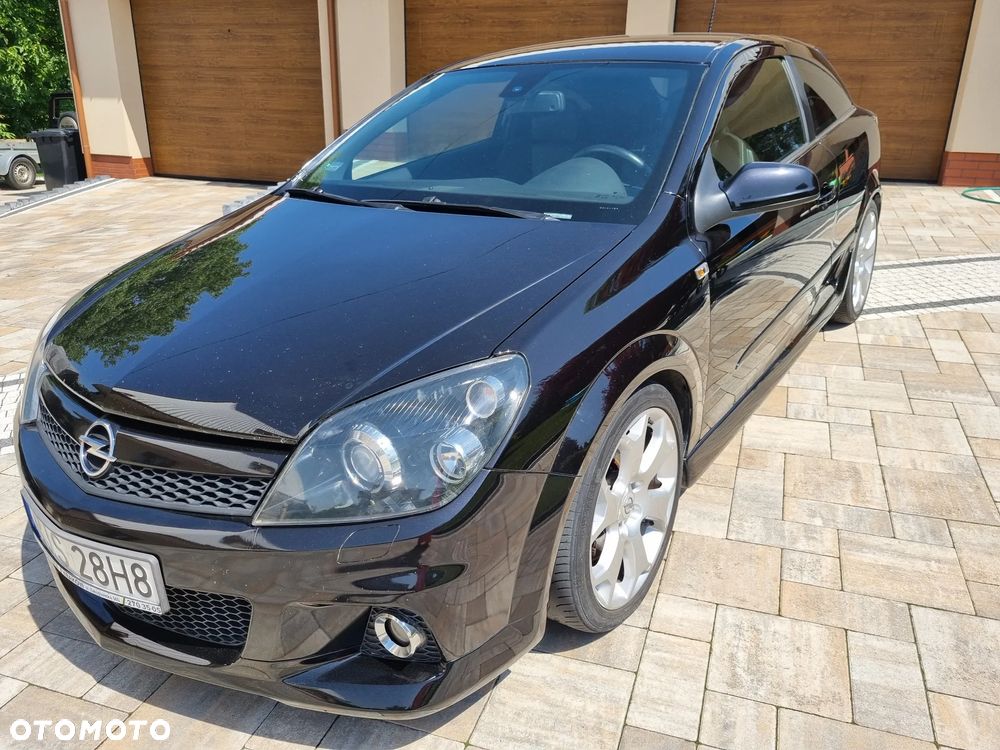 Opel Astra 2.0 T OPC - 10