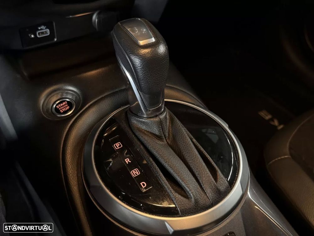 Nissan Juke 1.0 DIG-T N-Connecta NAV. DCT - 29