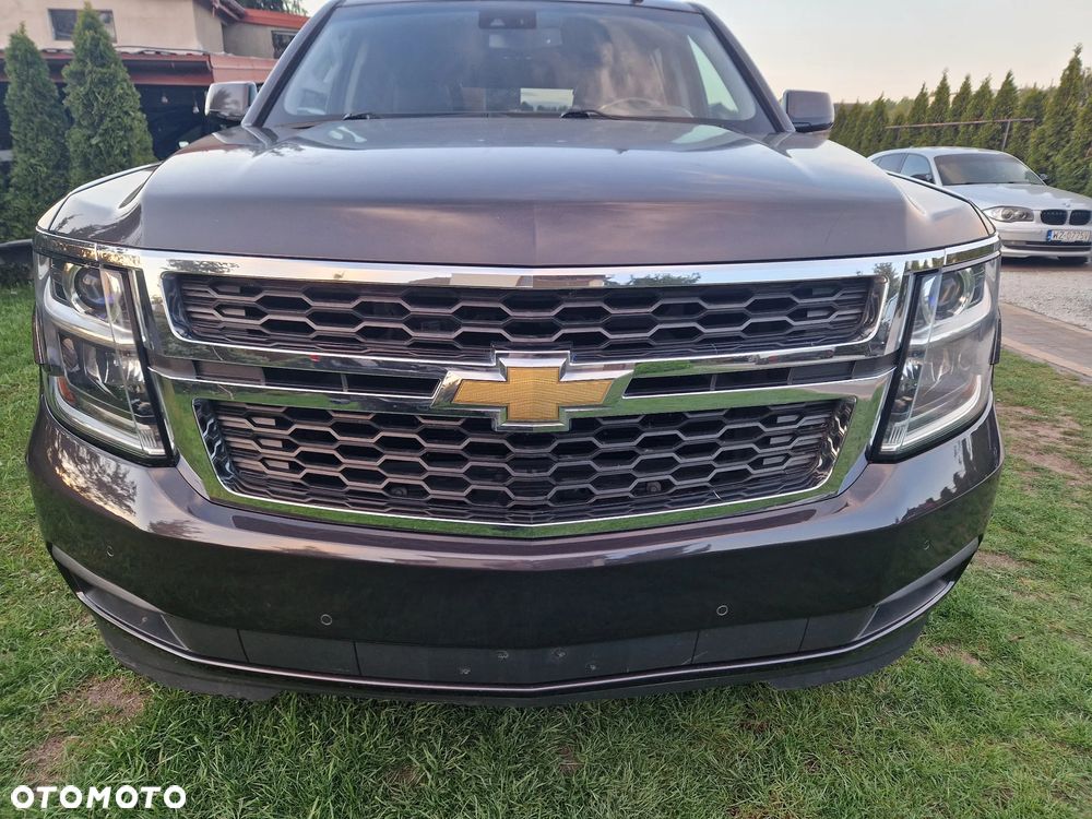 Chevrolet Suburban - 9