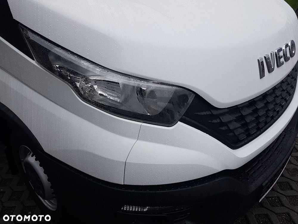 Iveco DAILY KONTENER NISKOPODŁOGOWY 4,43x2,23x2,42 SKLEP FOODTRUCK BAR KLIMA KONIOWÓZ KAMPER - 32