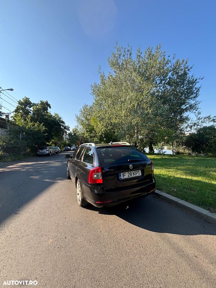 Skoda Octavia 2.0 TDI DSG Laurin & Klement - 5