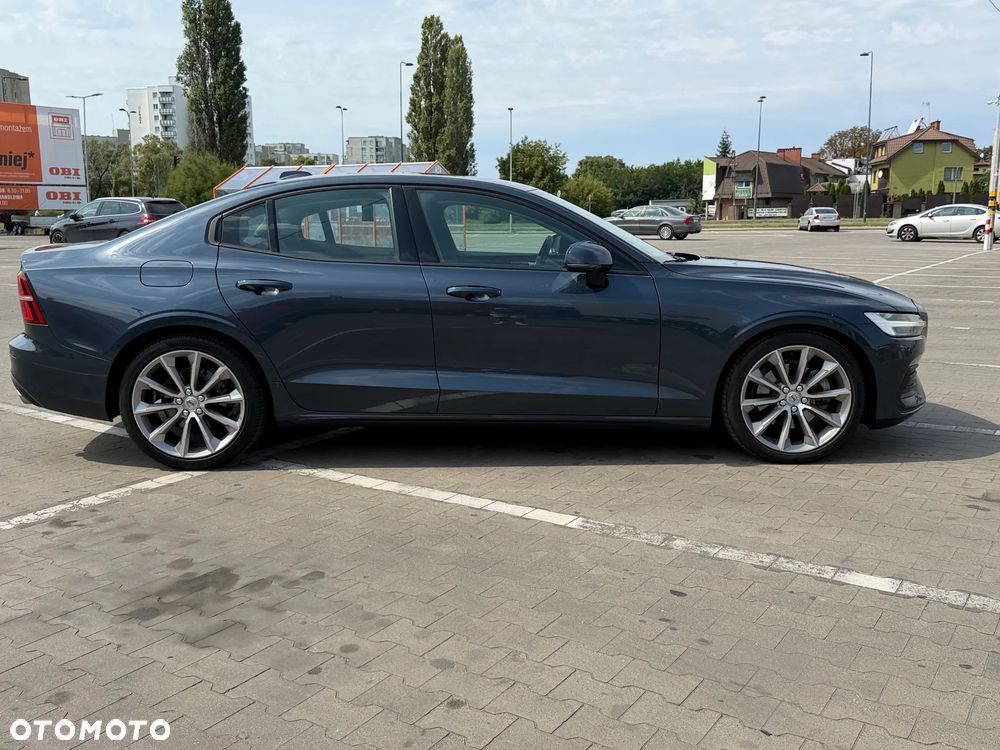 Volvo S60 T5 Momentum Pro - 16
