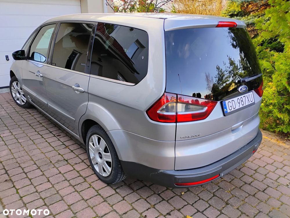 Ford Galaxy - 2