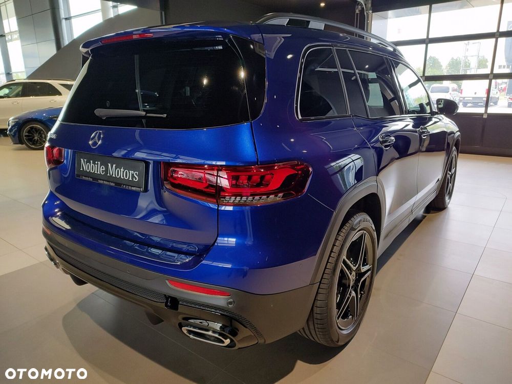 Mercedes-Benz GLB 200 AMG Line 7G-DCT - 5