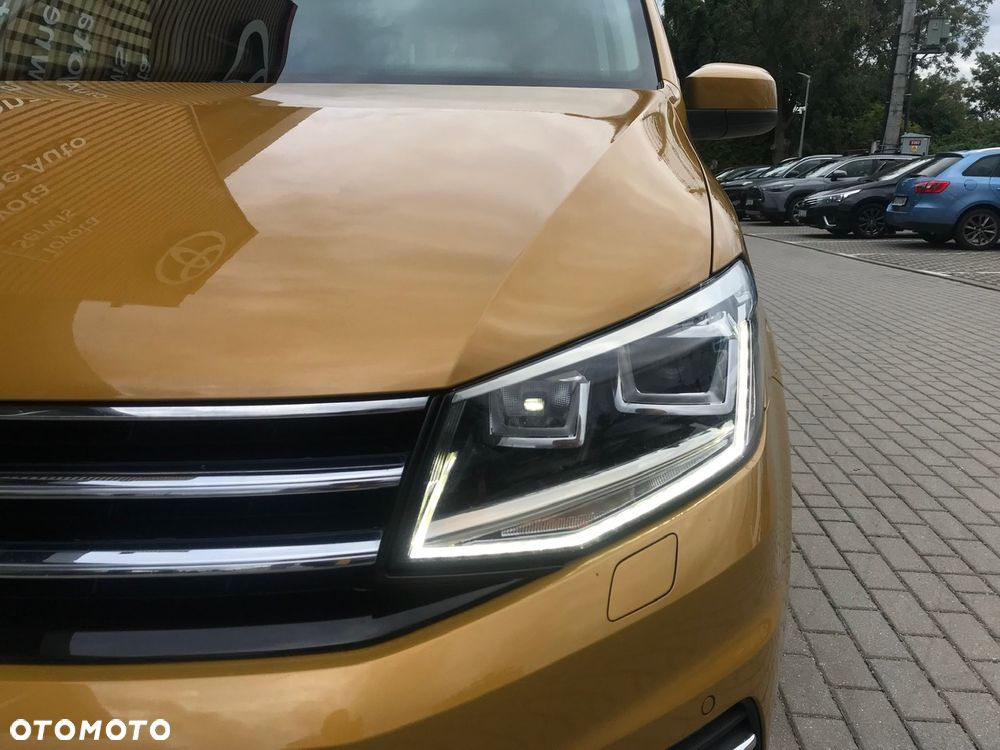 Volkswagen Caddy Maxi 2.0 TDI Highline 4Motion DSG - 16
