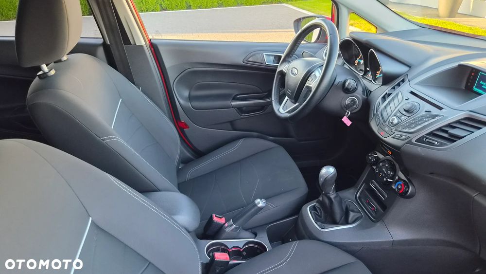 Ford Fiesta 1.0 EcoBoost Titanium - 19
