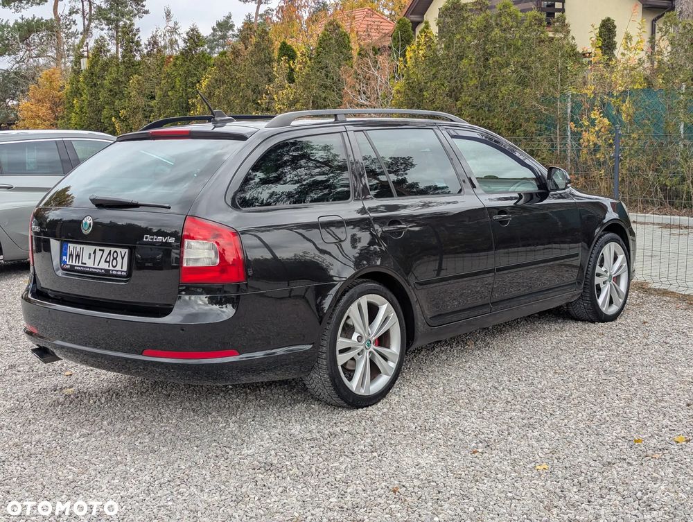 Skoda Octavia 2.0 TSI RS - 7