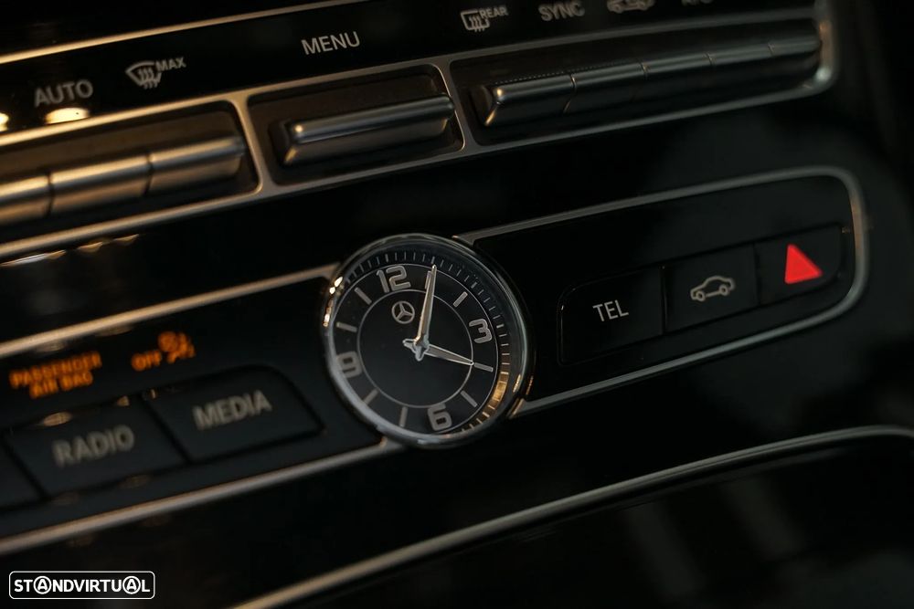 Mercedes-Benz E 220 d AMG Line - 20