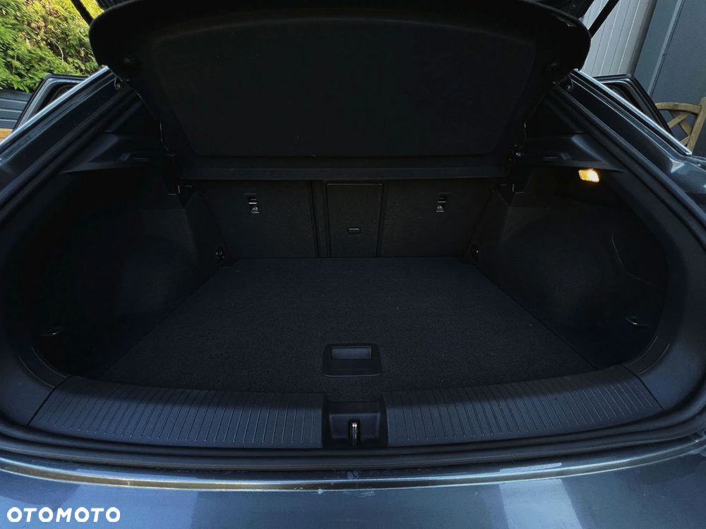 Volkswagen T-Roc 1.5 TSI OPF Style - 37