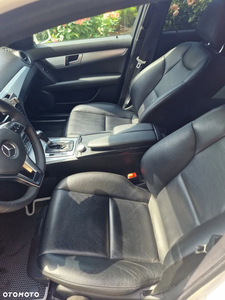Mercedes-Benz Klasa C 250 CDI BlueEff 4-Matic Avantgarde - 10