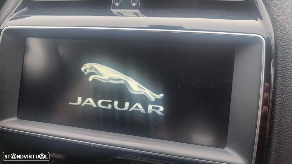 Jaguar F-Pace - 30