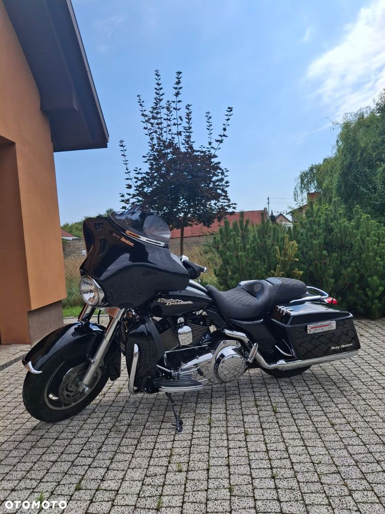 Harley-Davidson CVO Street Glide - 6