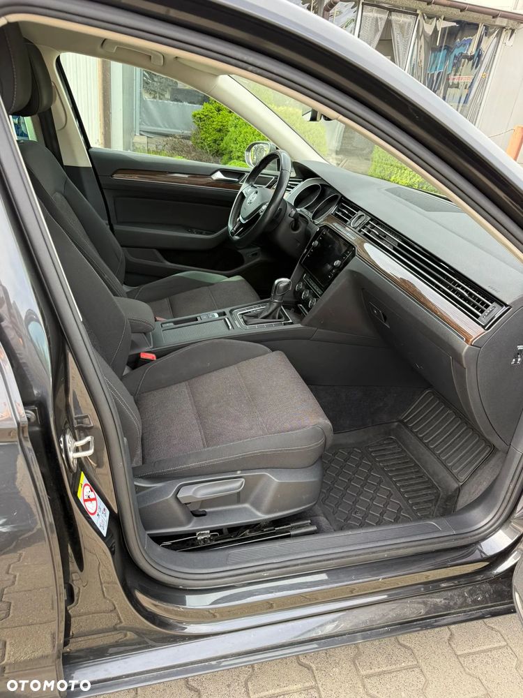 Volkswagen Passat Variant 2.0 TDI BMT Comfortline DSG - 11