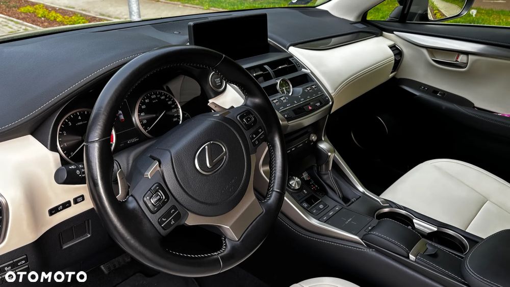 Lexus NX 300 Prestige AWD - 10