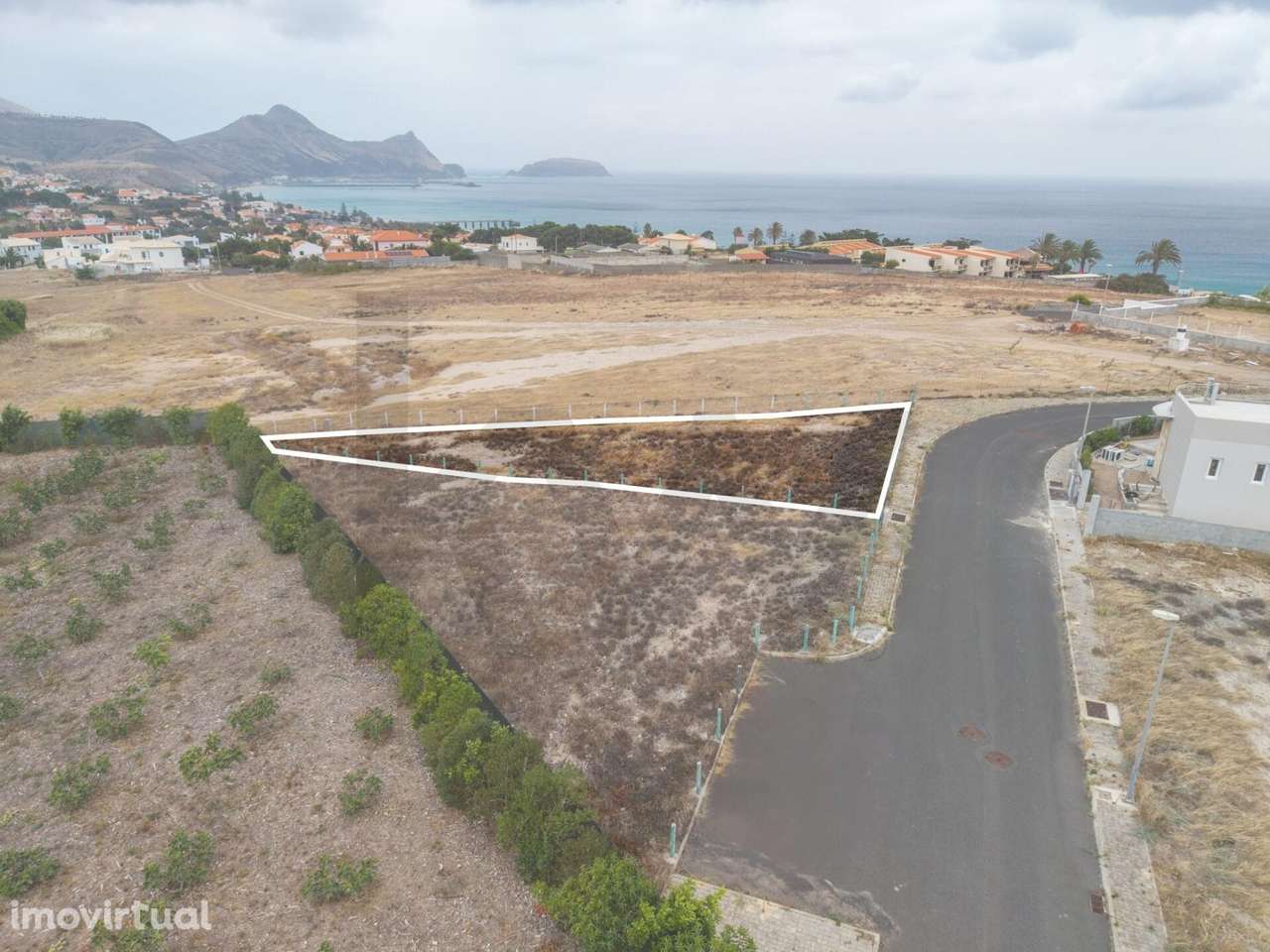 Terreno Urbano de 424 m2 à Venda – Urbanização das Lombas, Porto Santo - Grande imagem: 5/5