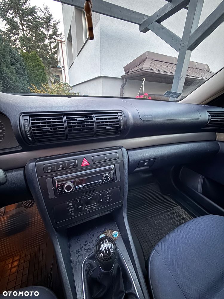 Audi A4 Avant - 12