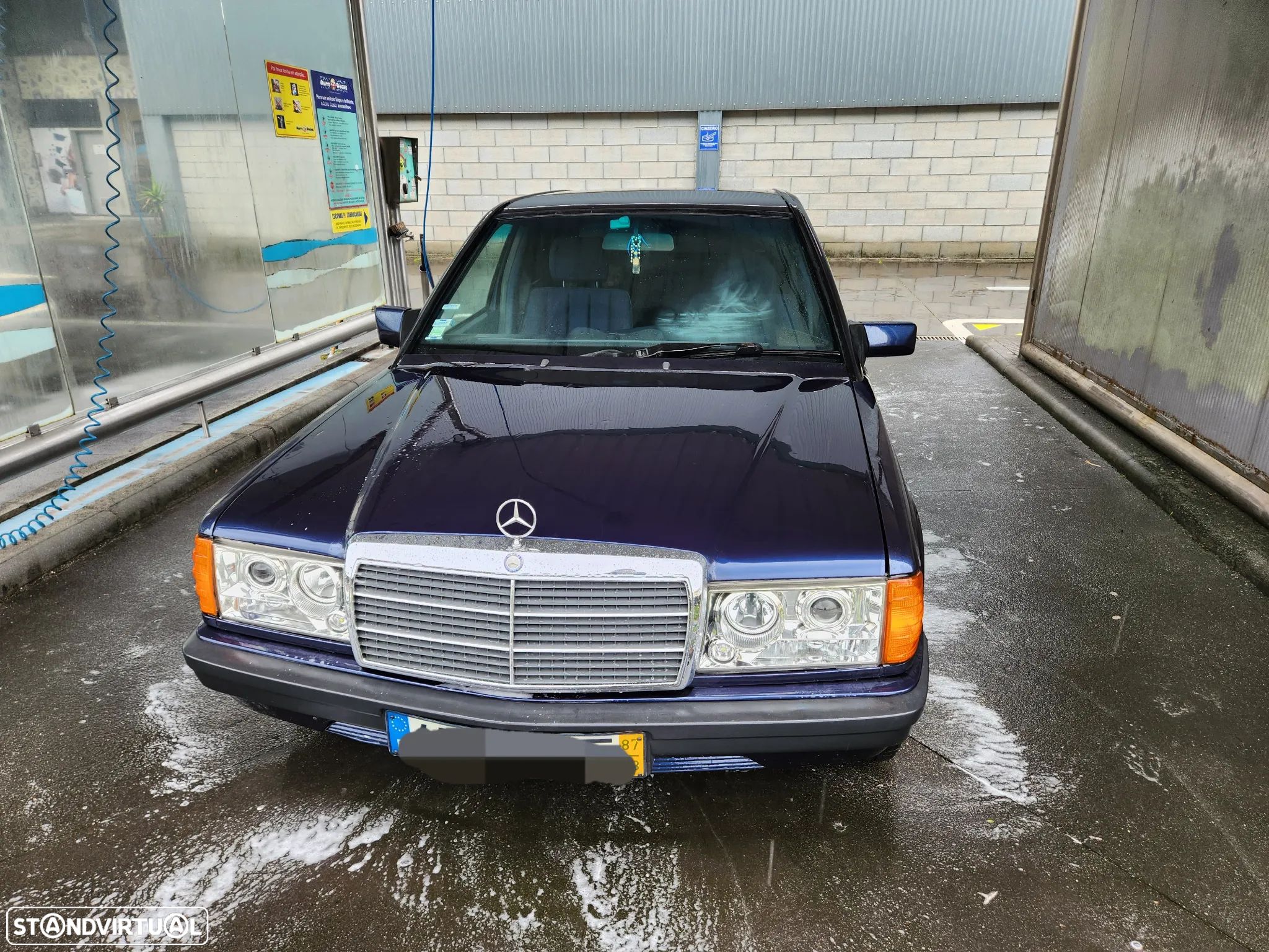 Mercedes-Benz 190 D 2.0 - 1