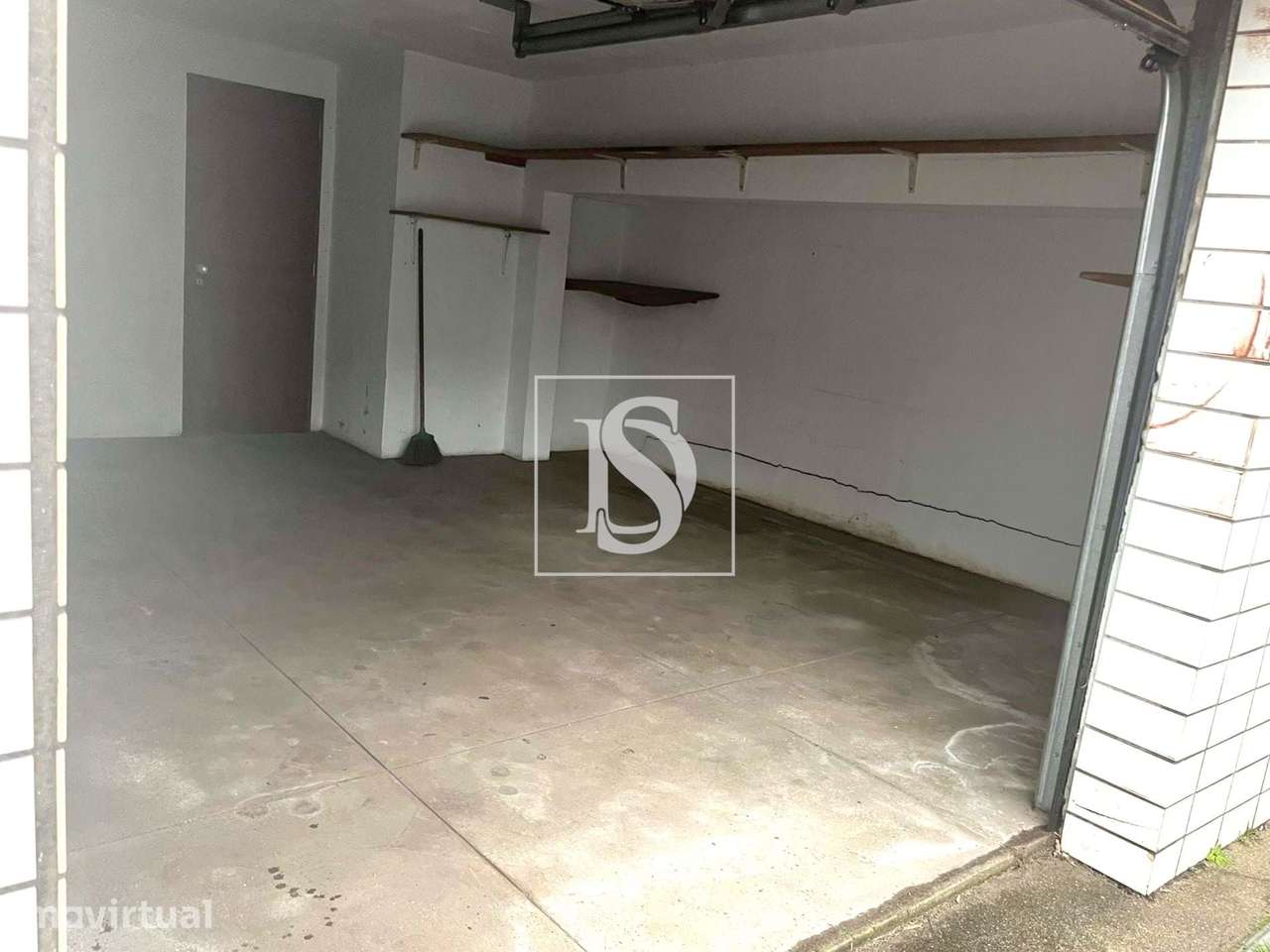 Garagem fechada na Póvoa de Varzim - Grande imagem: 2/12