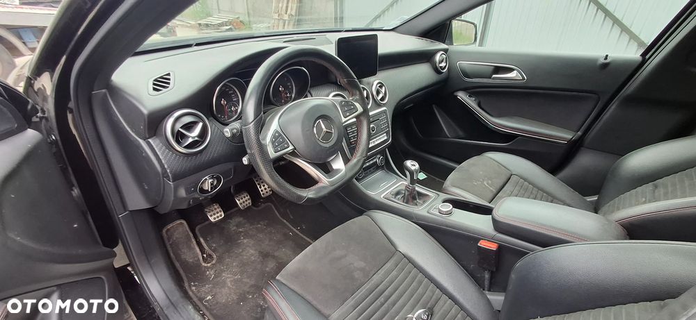 Mercedes-Benz Klasa A 160 d AMG Line - 12