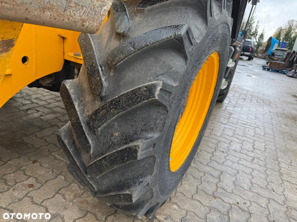 JCB 535V125 - 11