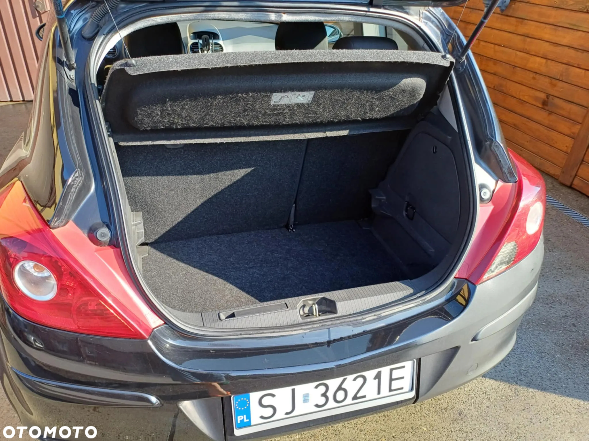 Opel Corsa 1.2 16V Enjoy - 5