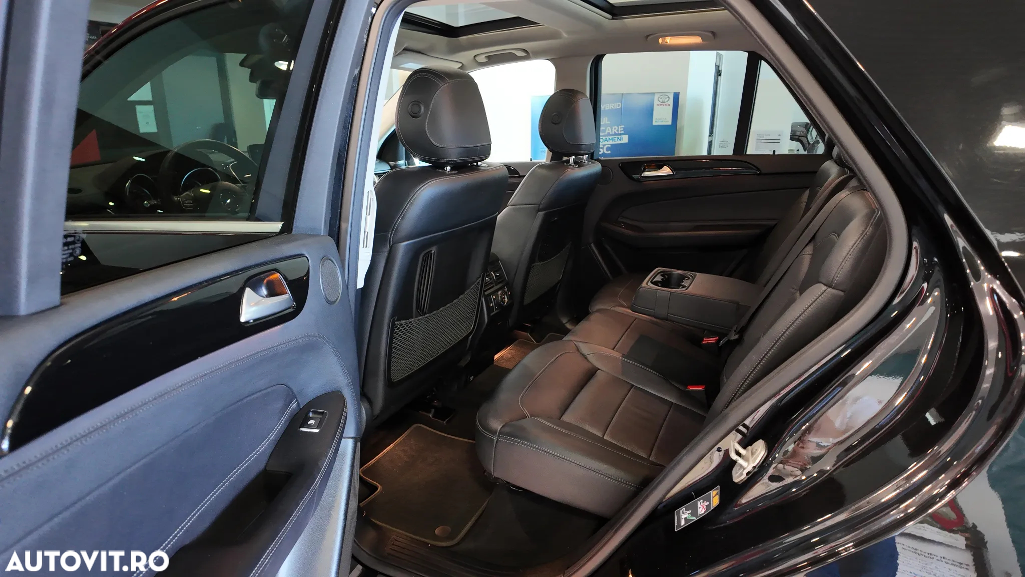 Mercedes-Benz GLE 350 d 4Matic 9G-TRONIC - 33