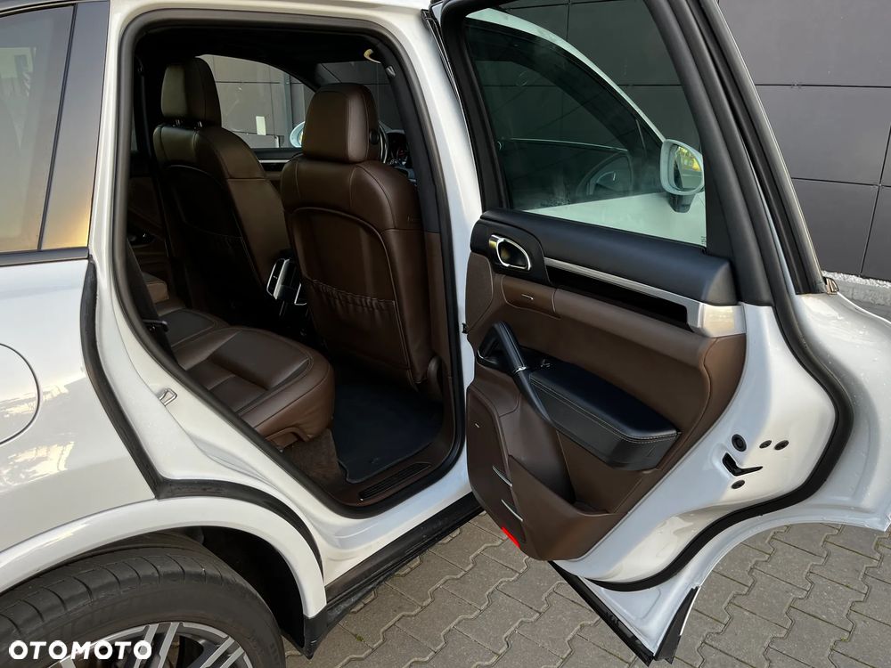 Porsche Cayenne Diesel - 19