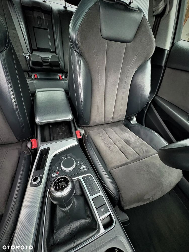 Audi A4 Limousine 40 TFSI design - 7