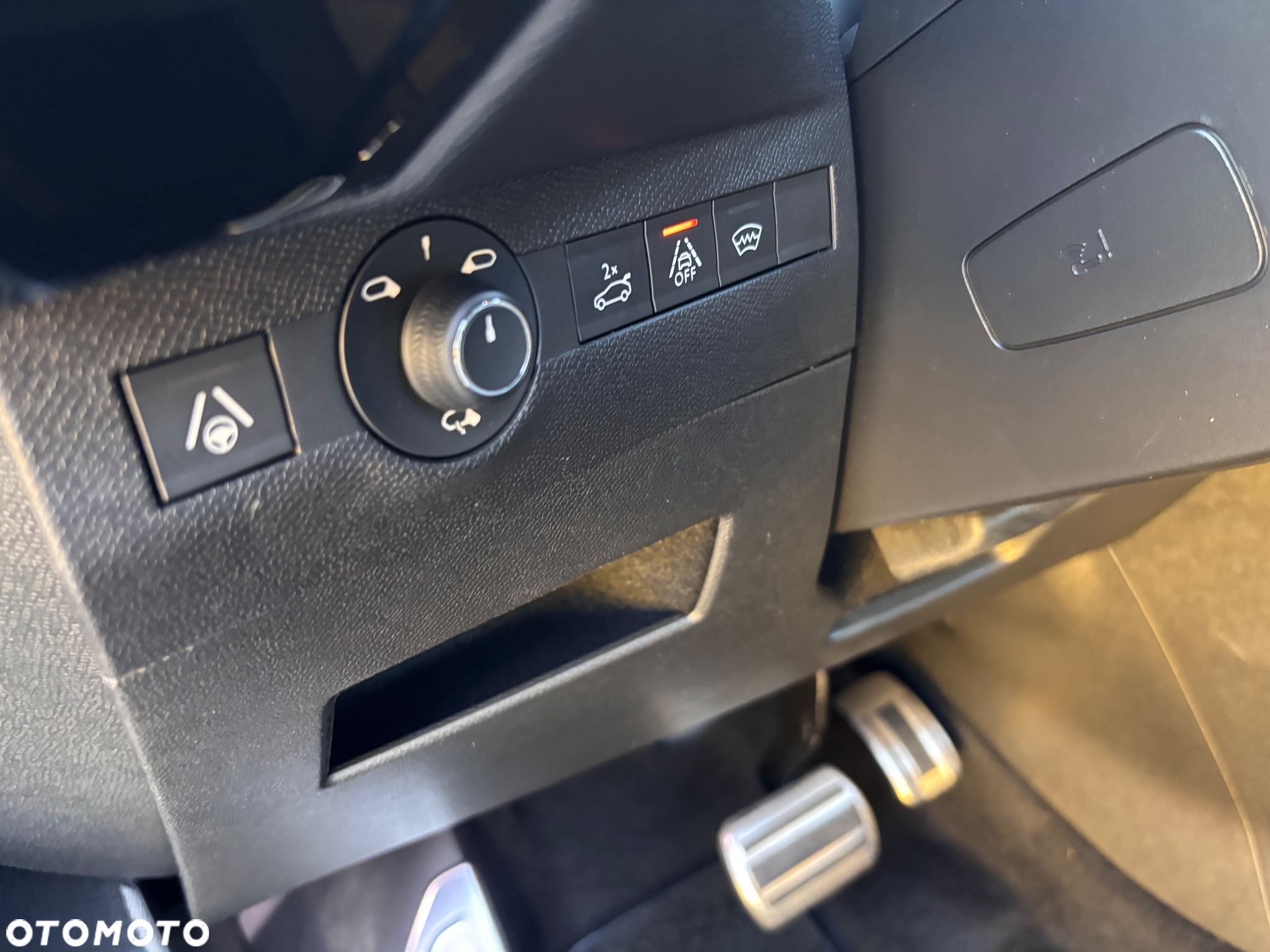 DS Automobiles DS 7 Crossback 2.0 BlueHDi So Chic - 32