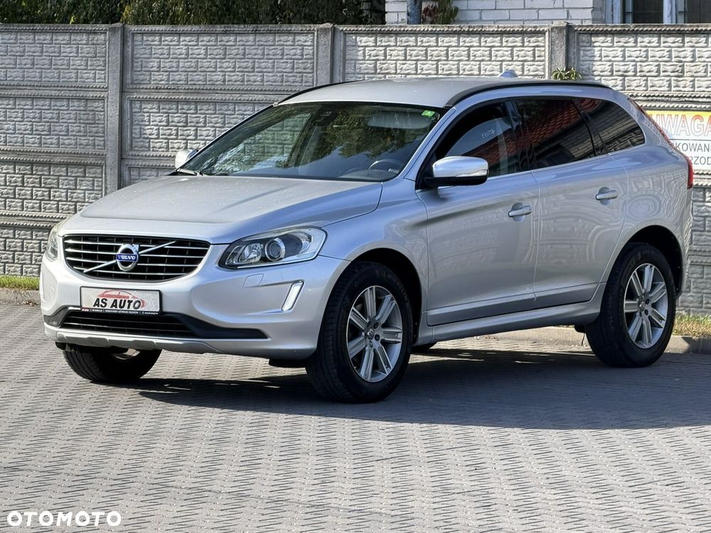 Volvo XC 60 D4 Momentum Pro - 28