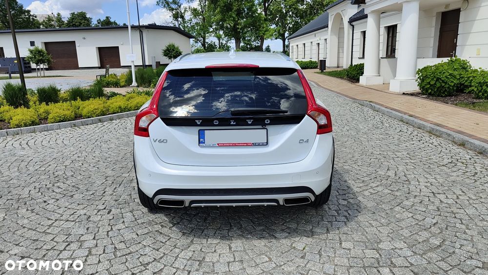 Volvo V60 Cross Country D3 - 4