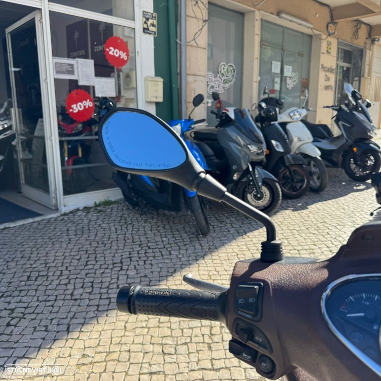 Piaggio Medley 125 - 16