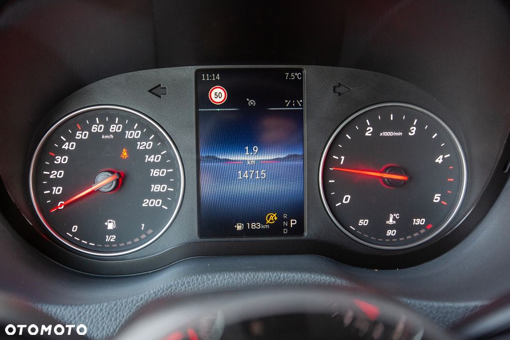 Mercedes-Benz Sprinter - 18