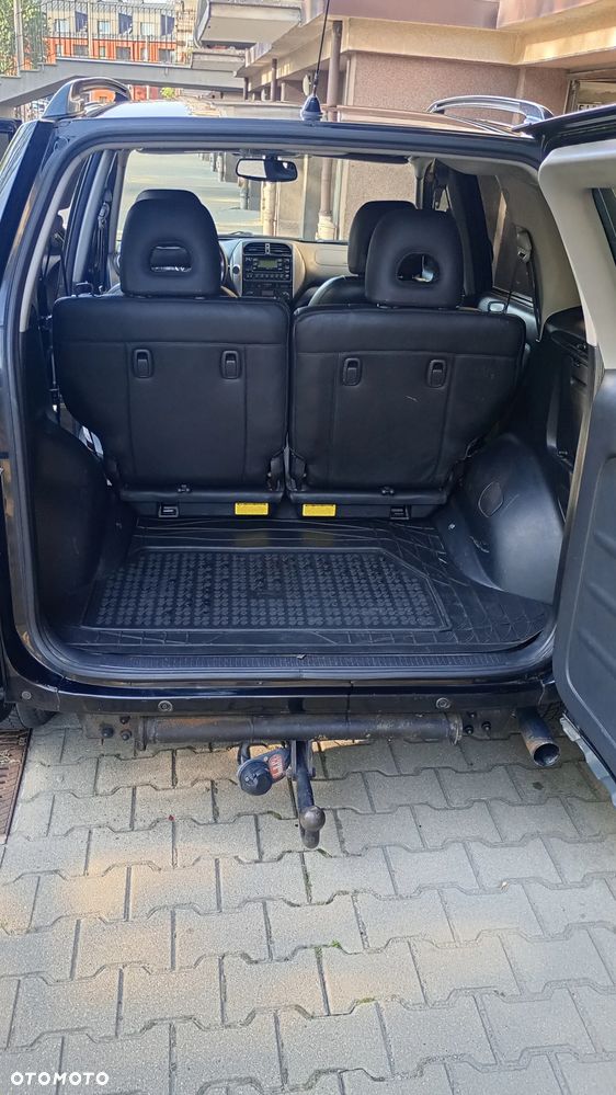 Toyota RAV4 2.0 D-4D 4x4 - 15