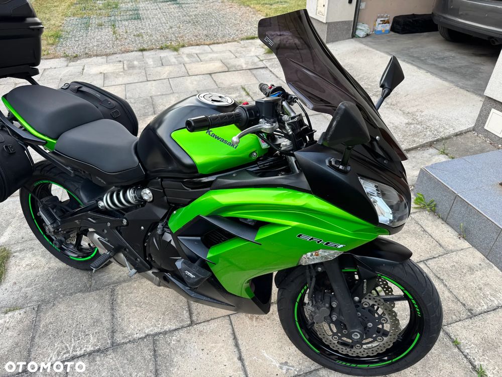 Kawasaki ER - 2