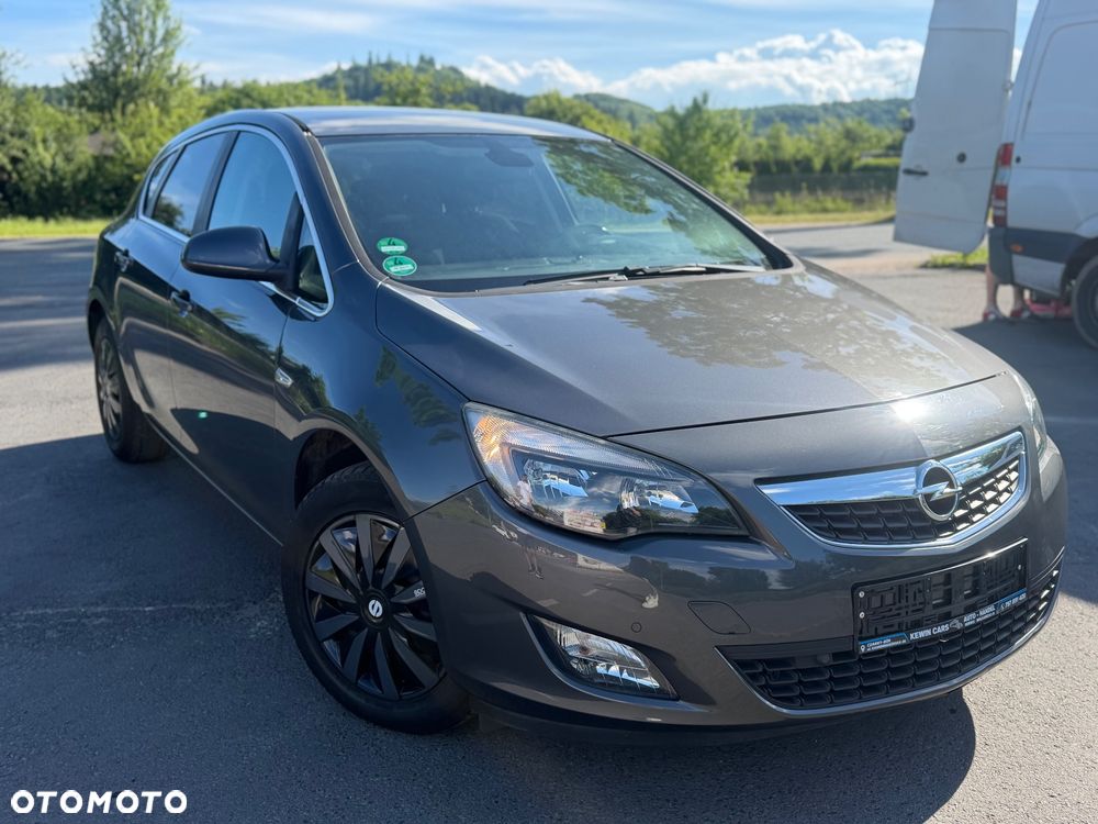 Opel Astra 1.4 Turbo Cosmo - 2