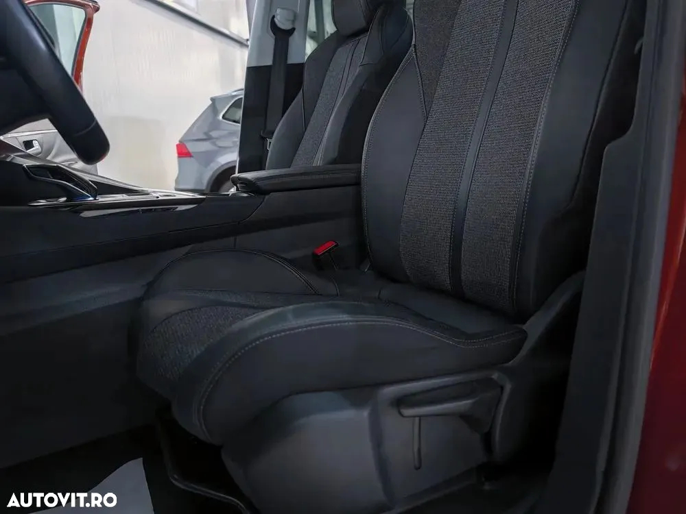 Peugeot 3008 1.2 PureTech S&S EAT8 Allure - 8