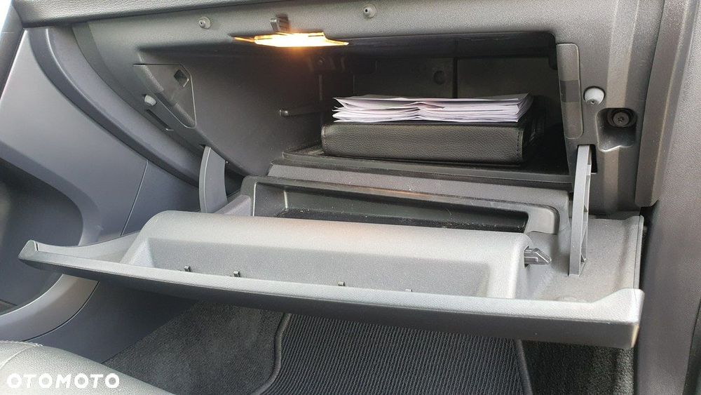 Volvo S60 D3 Geartronic Momentum - 28