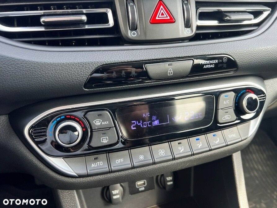 Hyundai i30 - 22
