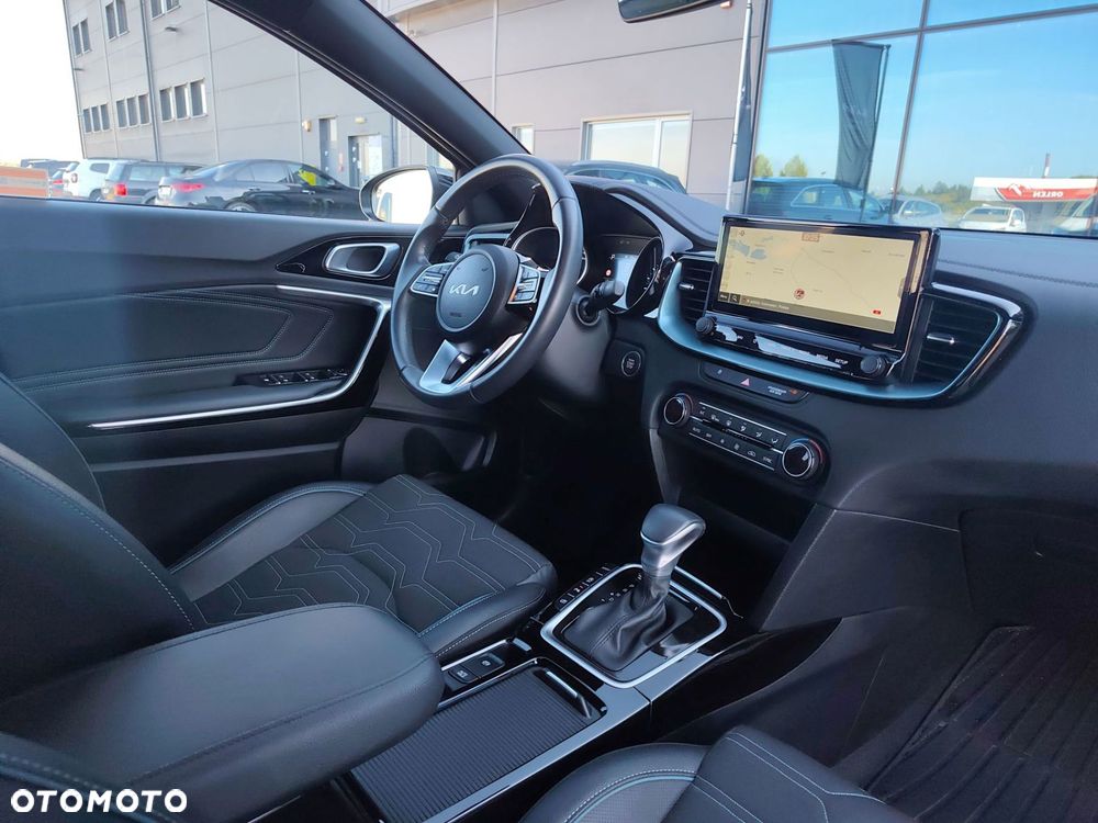 Kia XCeed 1.6 T-GDI Tribute DCT - 20