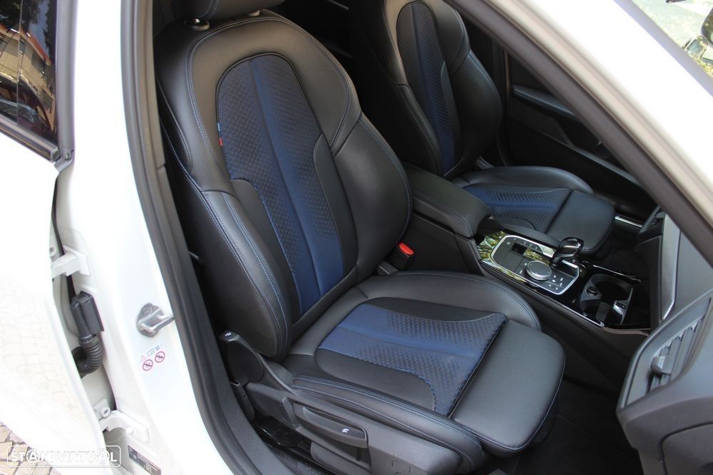 BMW 116 d Pack Desportivo M Auto - 28