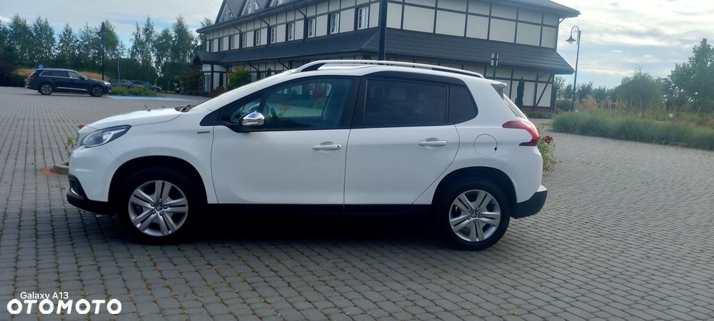 Peugeot 2008 - 8