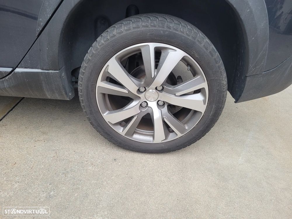 Peugeot 2008 2017 1.2 THP para peças - 4