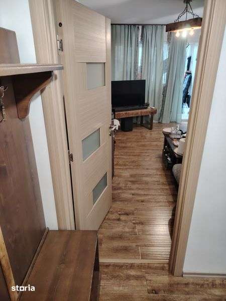 Vand apartament 3 camere Drumul Taberei — fotografia 3