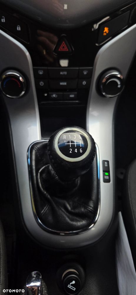 Chevrolet Cruze 1.7TD LT+ - 29