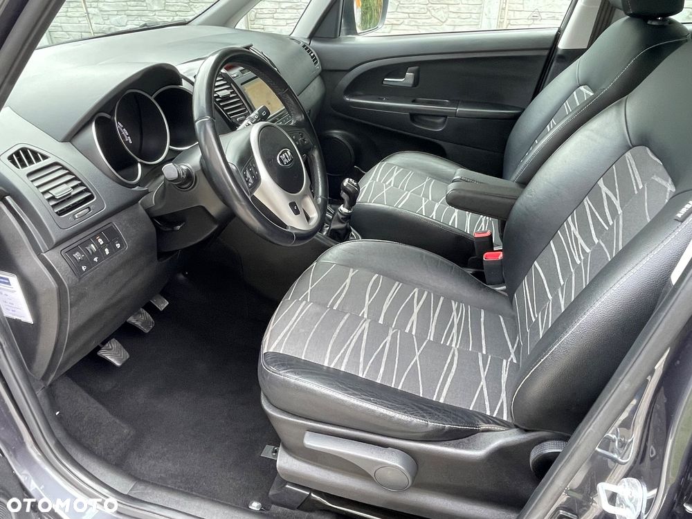 Kia Venga 1.4 CVVT Spirit - 8