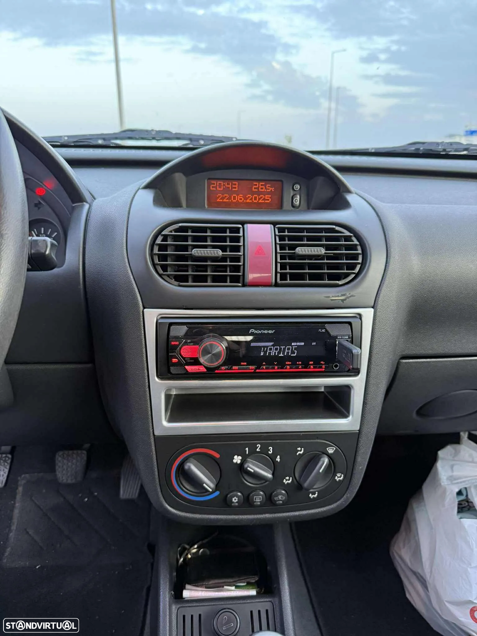 Opel Corsa 1.3 CDTi Cosmo - 20