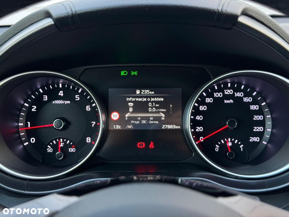 Kia Ceed - 26
