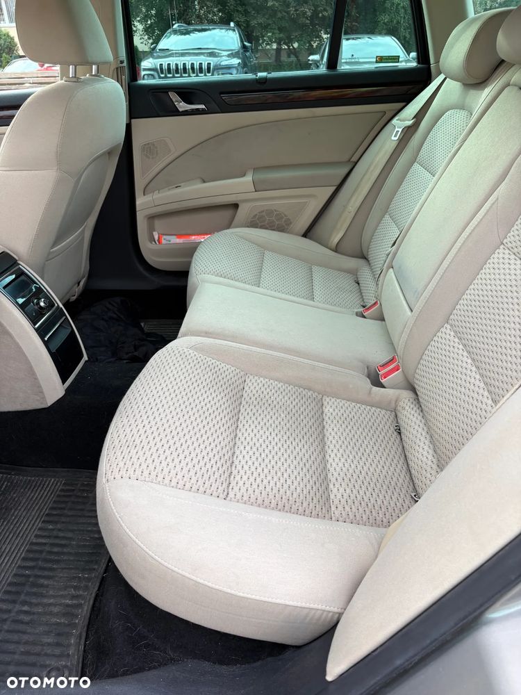 Skoda Superb 1.8 TSI Elegance DSG - 6